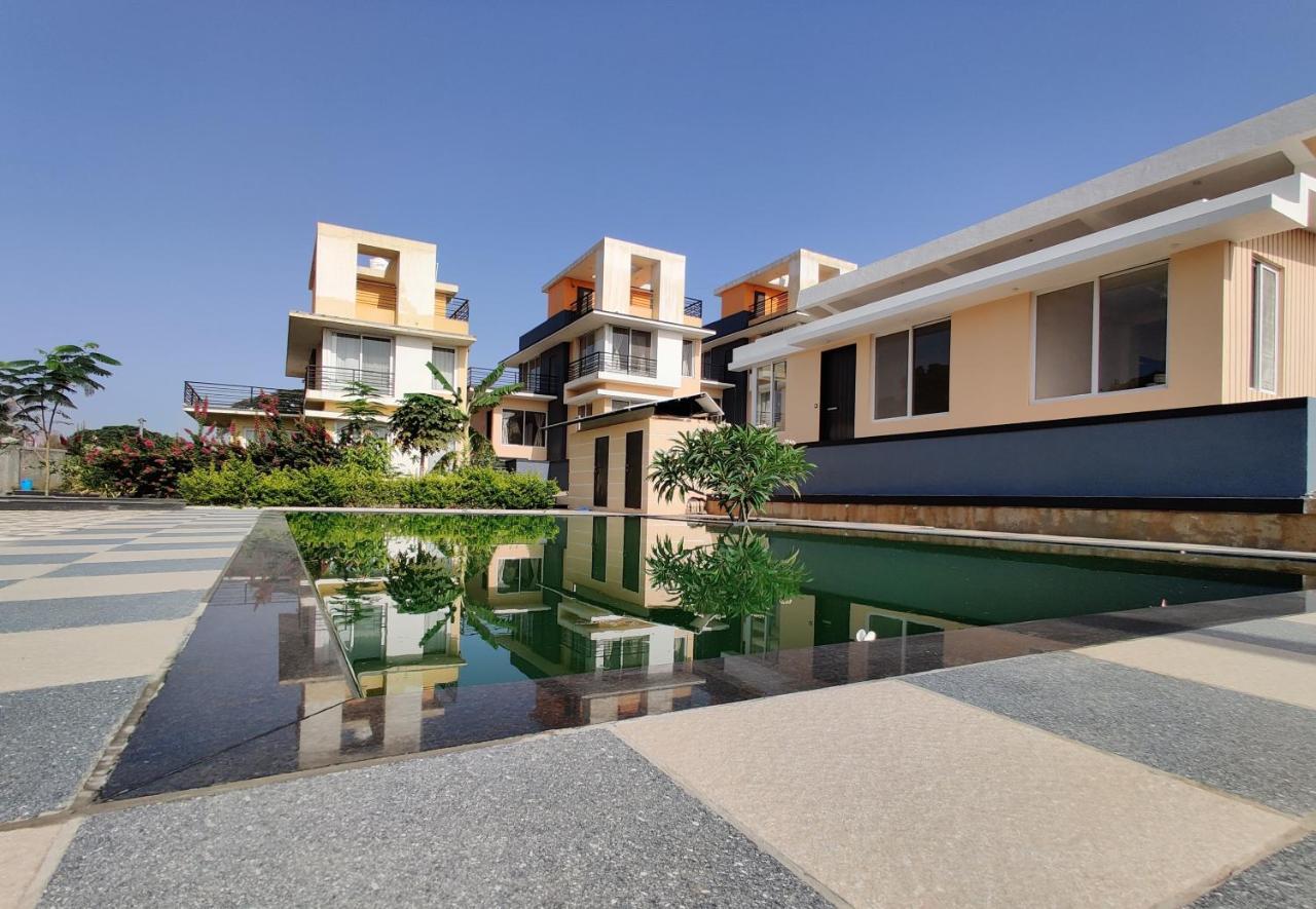 Royal Meadows - Igatpuri Bungalow C エクステリア 写真