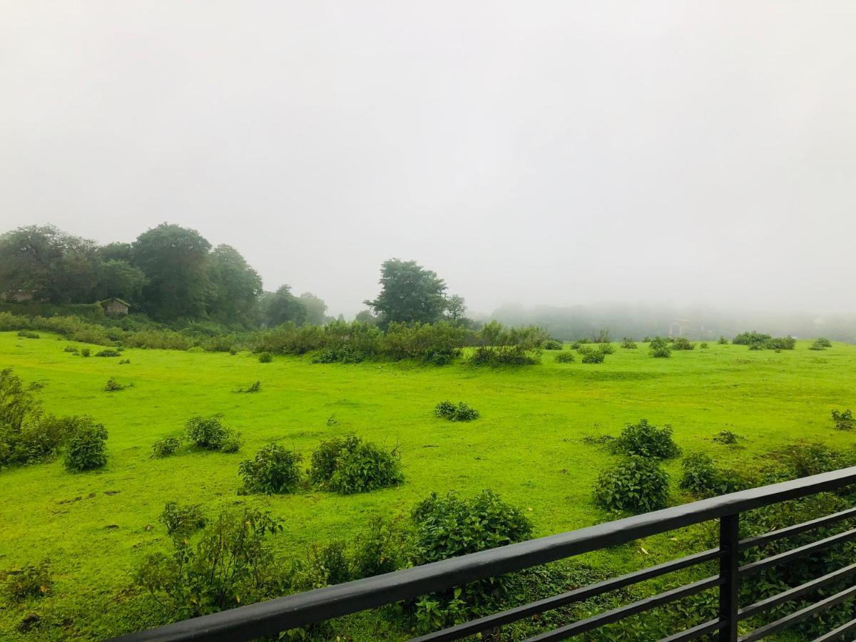 Royal Meadows - Igatpuri Bungalow C エクステリア 写真