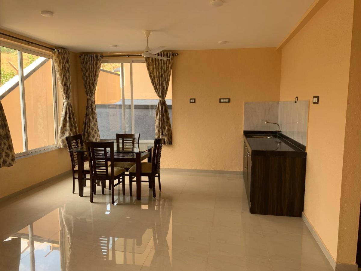 Royal Meadows - Igatpuri Bungalow C エクステリア 写真