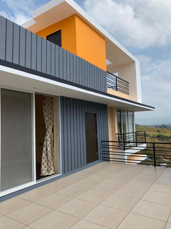 Royal Meadows - Igatpuri Bungalow C エクステリア 写真