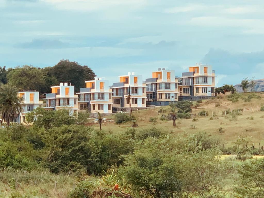Royal Meadows - Igatpuri Bungalow C エクステリア 写真