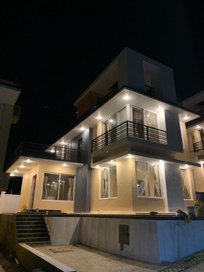Royal Meadows - Igatpuri Bungalow C エクステリア 写真