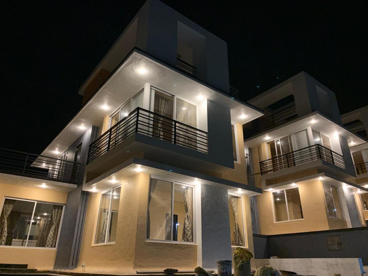 Royal Meadows - Igatpuri Bungalow C エクステリア 写真